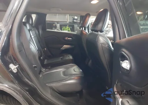 2016 Jeep Cherokee Overland z USA, uszkodzony, nr VIN 1C4PJMJSXGW326527